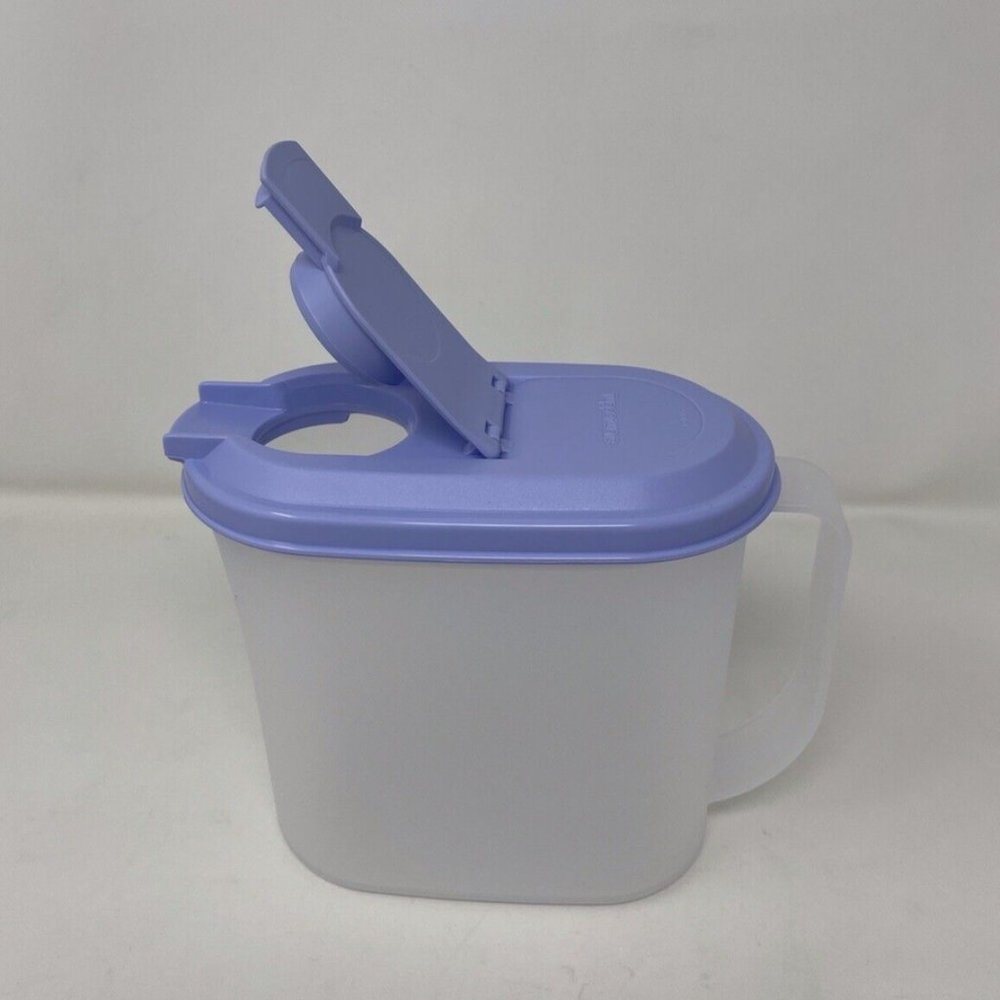 Vintage Tupperware Slimline Pitcher Sheer 1 QT With Country Blue Lid VG Cnd New